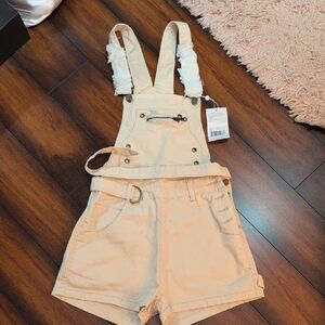 Buffbunny Collection Over It Alls 2 1/2" Shorts Ivory Size Small